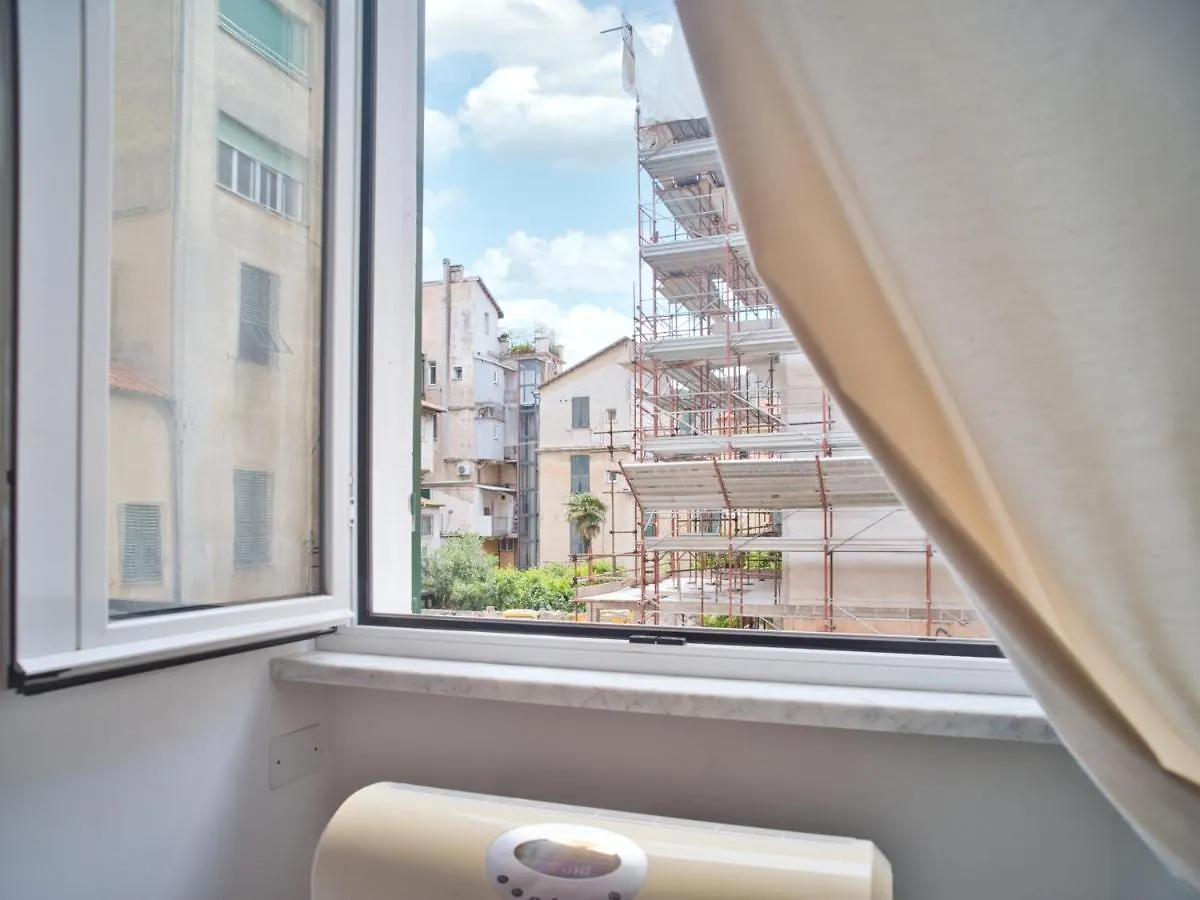 Medusa Apartment - Monolocale Centro فينالي ليغوري
